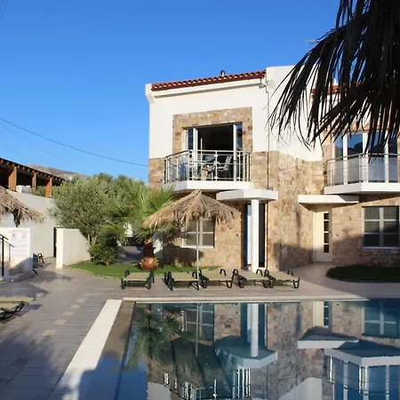 Grapevines Villas * Makrýgialos